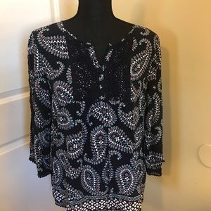 Crown & Ivy 3/4 sleeve Paisley Top